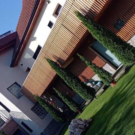 Casa Borgo Hotel Brasov Ngoại thất bức ảnh